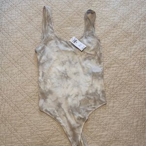A&F 90s seamless tank mineral wash bodysuit